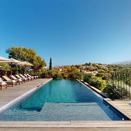 LʼÎle-Rousse Hotel Restaurant Villa Josephine מראה חיצוני תמונה
